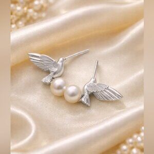 Vintage Hummingbird Pearl Silver Earrings
